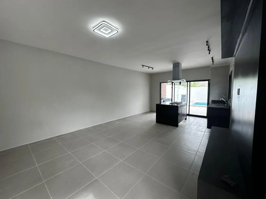 Imagem CASA NOVA COM PISCINA, 03 DORMITÓRIOS E ACEITA FINANCIAMENTO BANCÁRIO NO CIBRATEL II EM ITANHAÉM