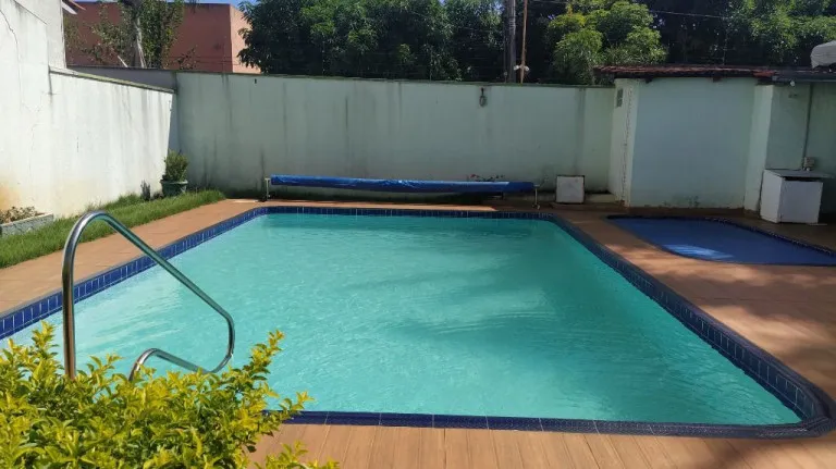 Casa de Condomínio com 4 Quartos à Venda, 135 m² em Setor Jaó - Goiânia