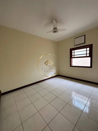 Imagem Casa 4 dormitórios ( 2 suítes) com edícula em Caçapava.