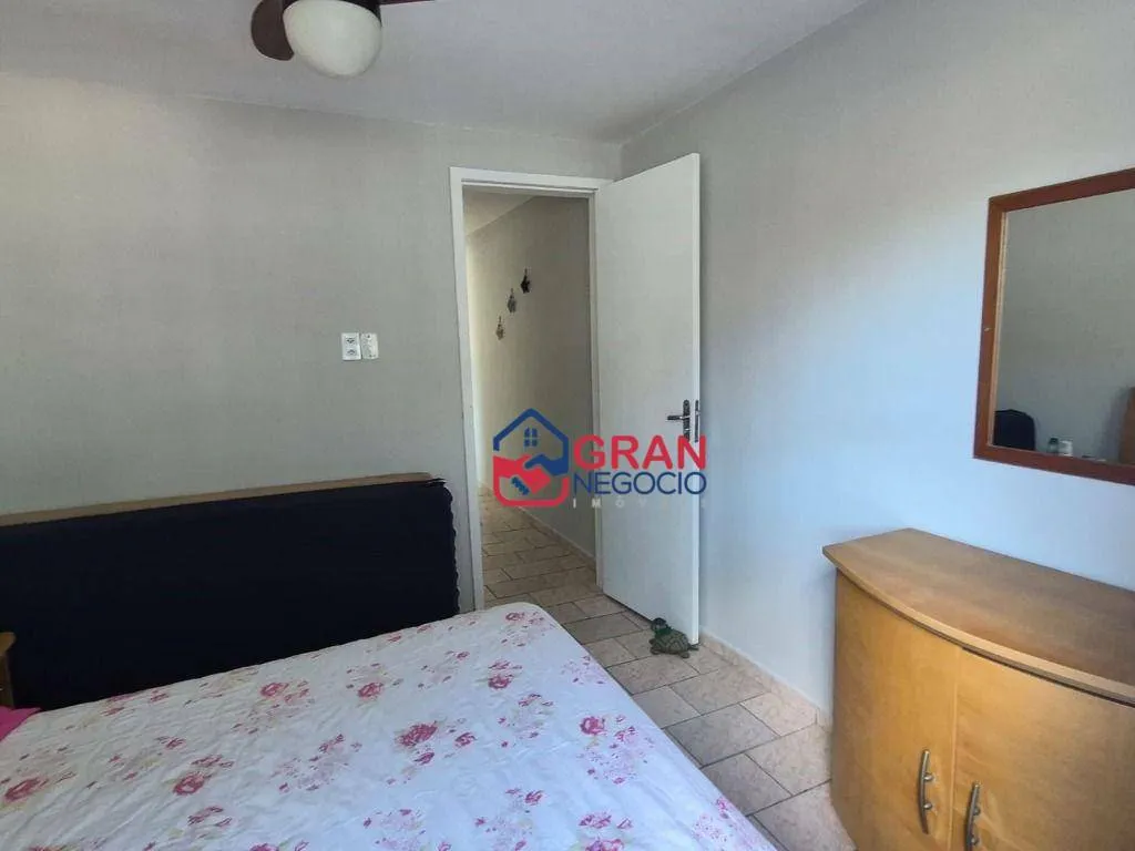 Imagem Casa Amplo Quintal em Pontal do Sul