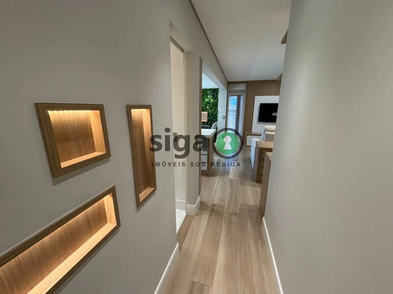 Imagem APARTAMENTO MOBILIADO A VENDA NO PANAMBY COM 2 SUÍTES, 2 VAGAS E DEPÓSITO!