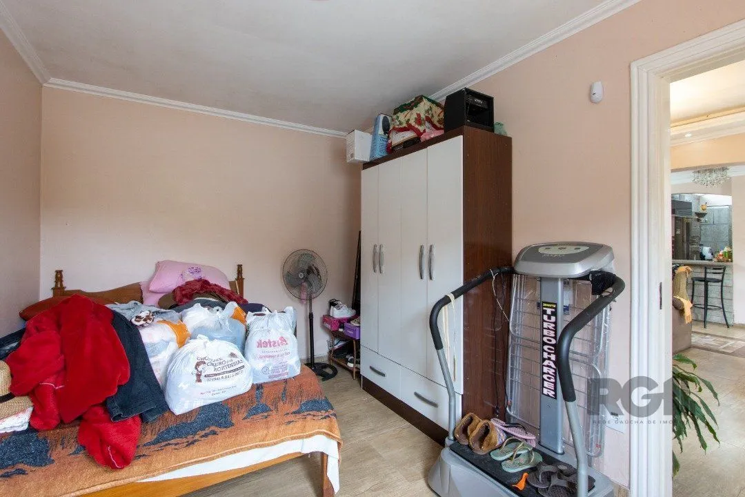 Imagem Casa para Venda - 238.68m², 4 dormitórios, sendo 1 suites, 4 vagas - Ipanema