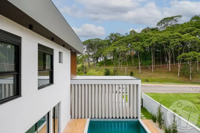 Imagem Linda casa no CALEDÔNIA em Camboriú com 1 Suíte Master + 3