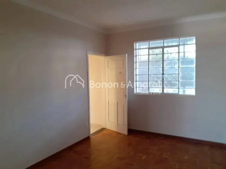 Foto do imóvel Casa com 4 Quartos e 2 banheiros à Venda, 242 m² por R$ 725.000 em Rua Professor Alcíno Almeida Maudonnet, 50 - Jardim Nossa Senhora Auxiliadora, Campinas - SP
