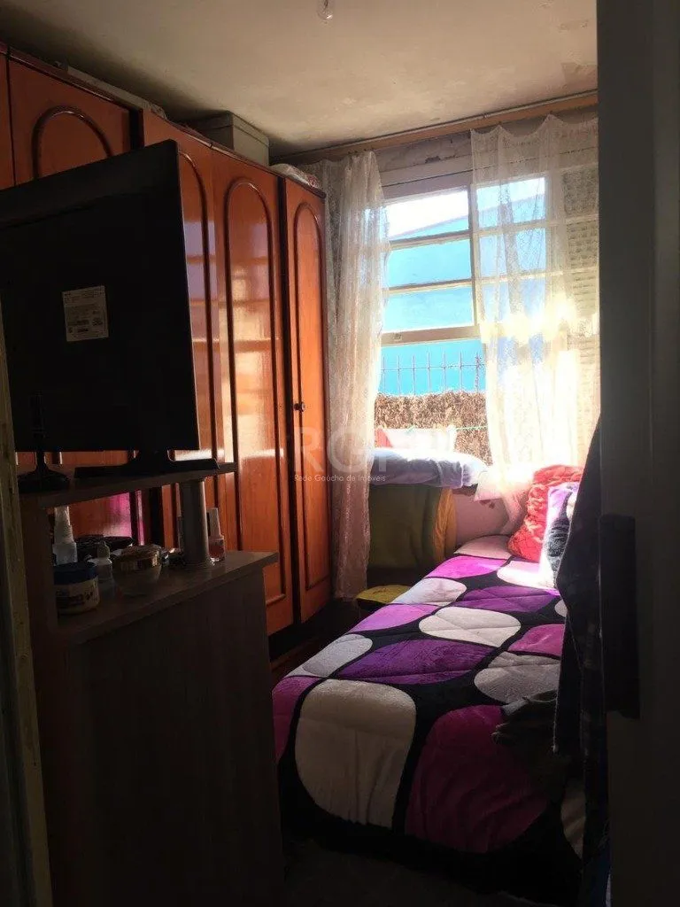 Imagem Casa para Venda - 74m², 3 dormitórios, 2 vagas - Nonoai