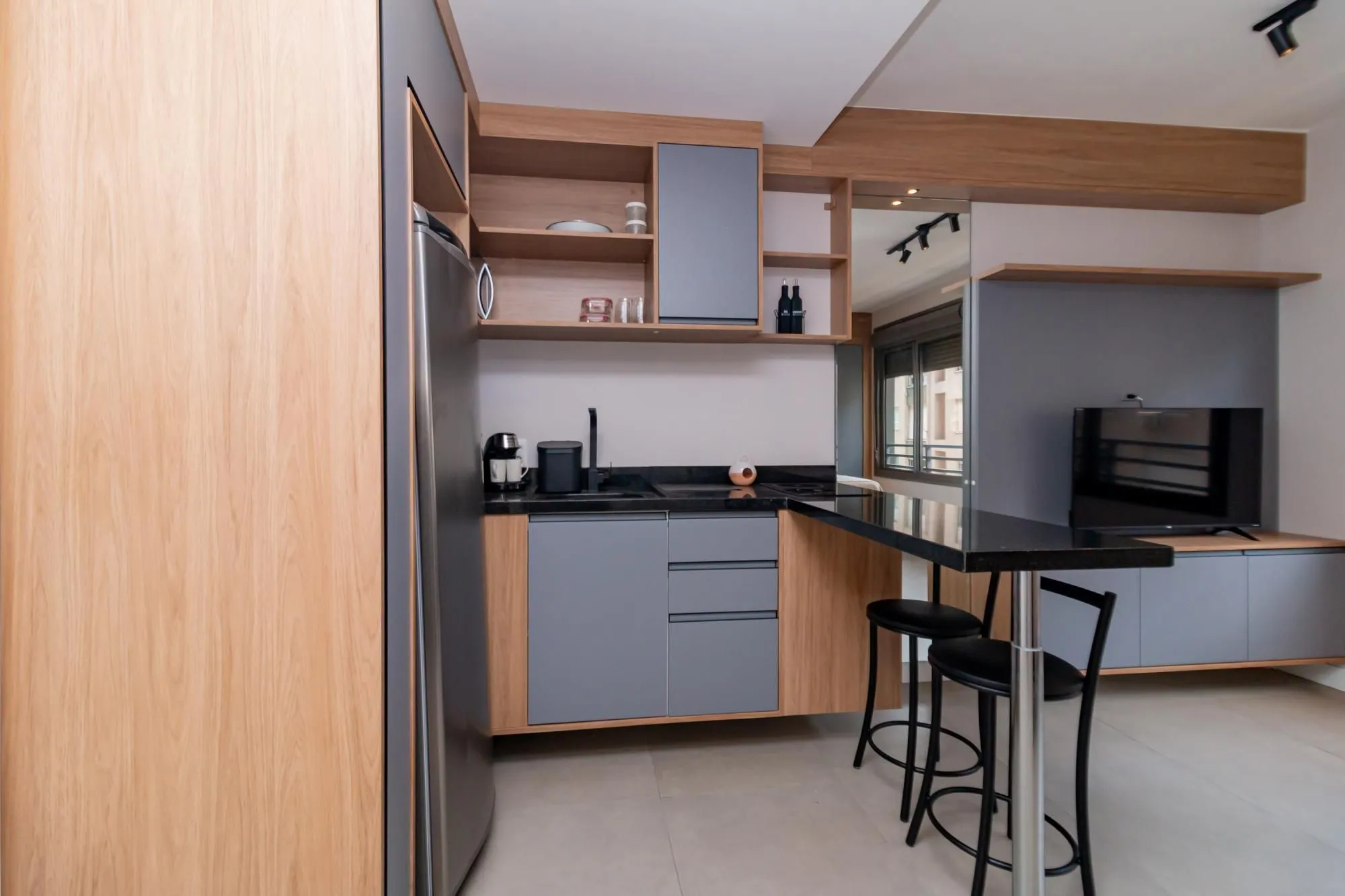 Imagem STUDIO ANDAR ALTO C BAIXA EM FRENTE A REDENÇÃO Porto Alegre