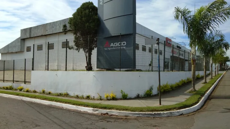 Imagem Galpão para Alugar, 4 m² em Vila Belmiro - Pirassununga
