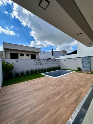 Imagem Maravilhosa casa em loteamento fechado à Venda em Jundiaí-SP, 3 Suítes e 4 Vagas de Garagem no Reserva Ermida!
