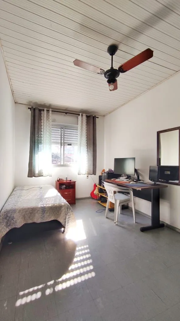 Imagem Casa com 170m², 3 dorm. no bairro Jardim Itu Sabará em Porto Alegre