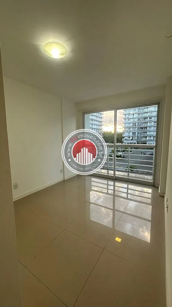 Imagem Apartamento a Venda no bairro Recreio dos Bandeirantes - Rio de Janeiro, RJ