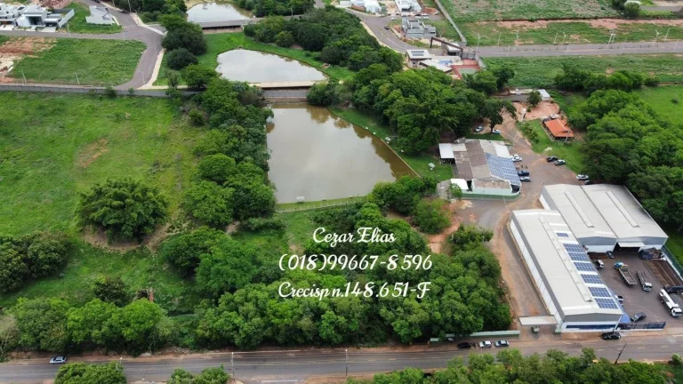 Imagem Santo Antonio/Restaurante com 27.000 m2 de area urbana em Andradina - SP