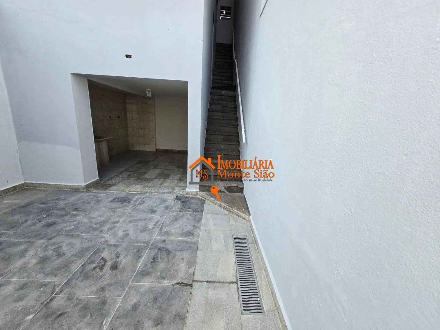 Imagem Sobrado com 2 dormitórios à venda, 174 m² por R$ 650.000,00 - Jardim Santa Cecília - Guarulhos/SP