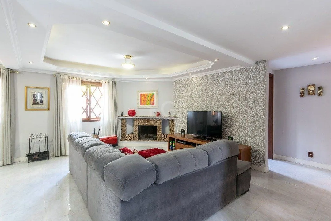 Imagem Casa para Venda - 451.63m², 5 dormitórios, sendo 1 suites, 4 vagas - Cristal