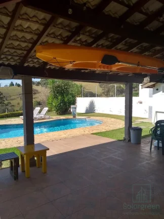 Imagem Chácara em Piracaia - 204m², 3 Dormitórios, em Condomínio