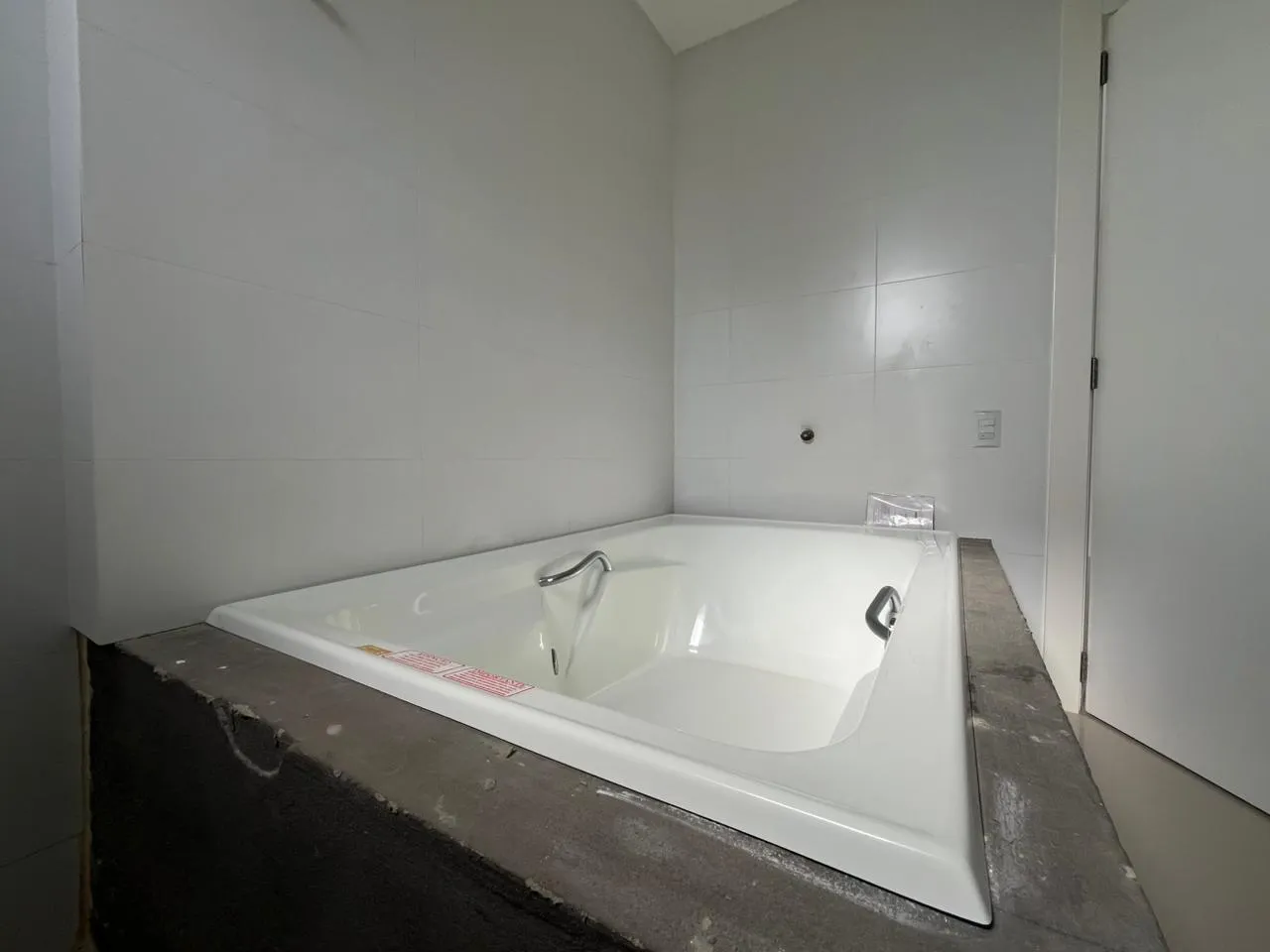 Imagem Apartamento à venda com 170m2 por R$ 2.800.000,00