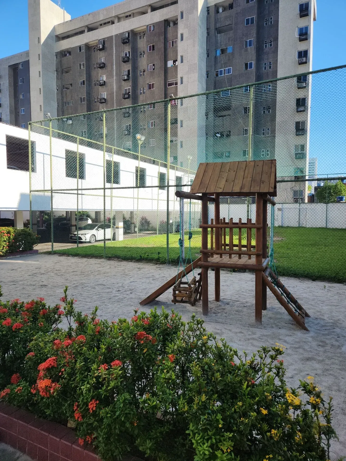 Imagem Apartamento com 3 Quartos à Venda, 106 m² em Madalena - Recife