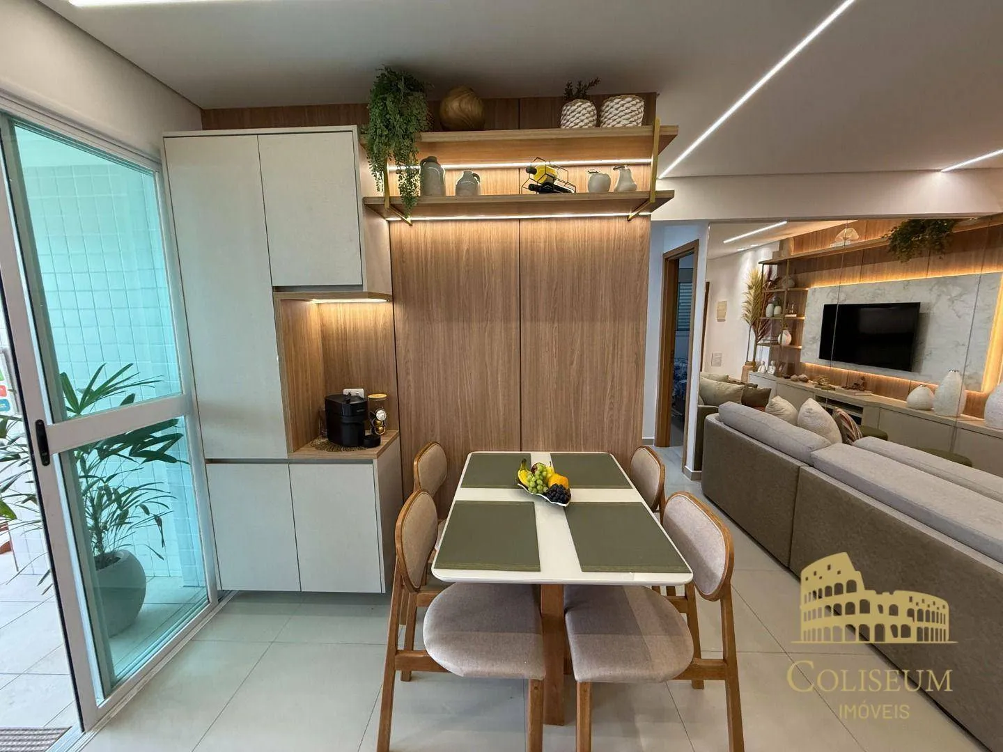 Imagem Apartamento com 2 dormitórios à venda, 279 m² por R$ 1.350.000,00 - Canto do Forte - Praia Grande/SP