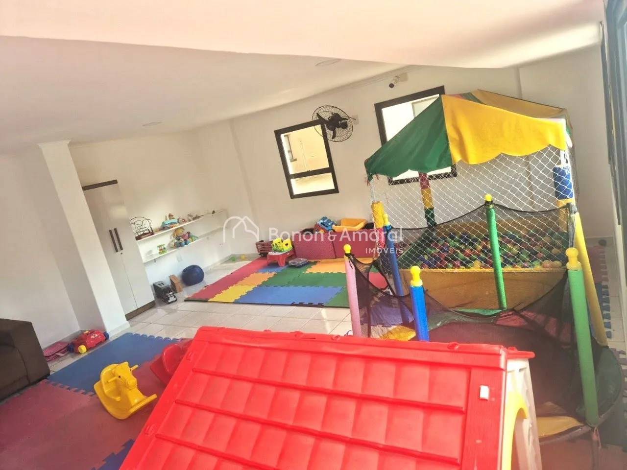 Imagem Apartamento a venda excelente localização, 3 quartos, sacada, 2 vagas livres e cobertas,condominio lazer completo