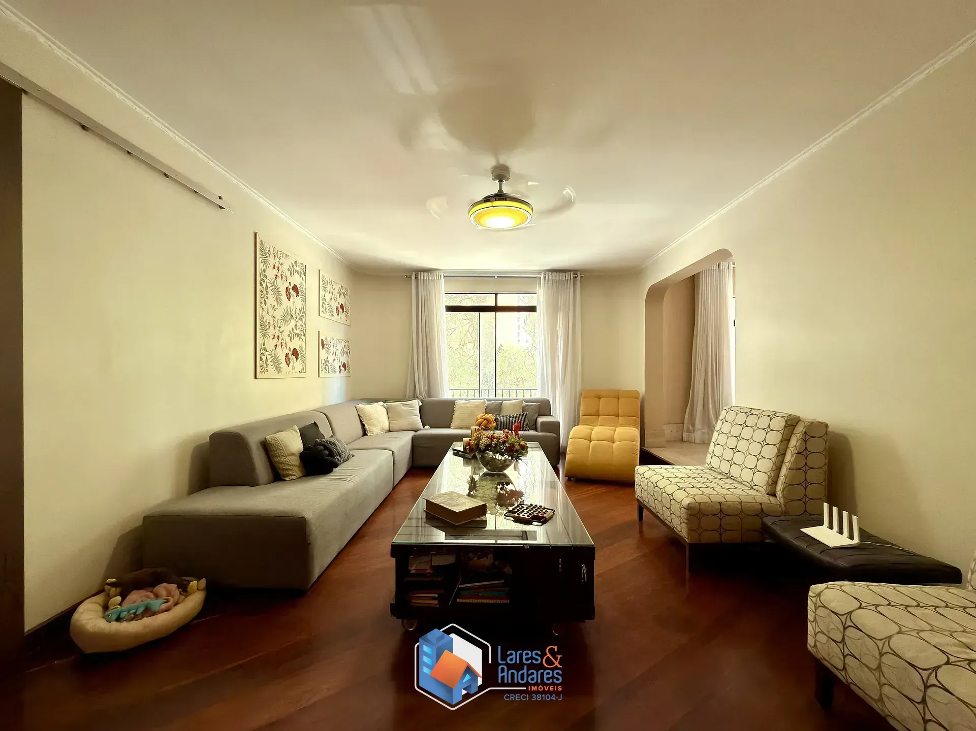 Imagem APARTAMENTO À VENDA COM 200 M², 3 DORMS (1 SUÍTE), MÓVEIS PLANEJADOS, VARANDA INTEGRADA, ÁREA DE LAZER E 2 VGS - SANTANA - SP.