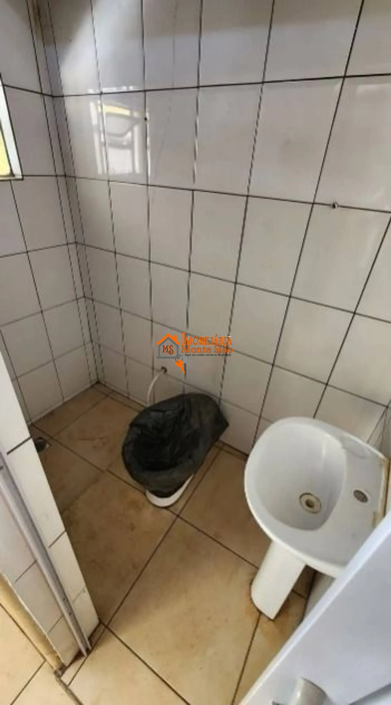 Imagem Casa com 3 dormitórios à venda, 200 m² por R$ 636.000,00 - Itapegica - Guarulhos/SP