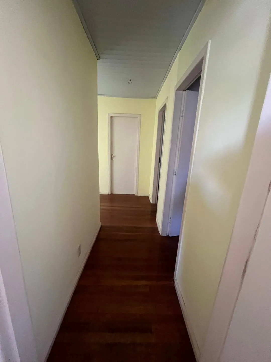 Imagem CASA À VENDA EM VIAMÃO - BAIRRO VIAMÓPOLIS! Excelente oportunidade para quem busca espaço, conforto e uma localização privilegiada!