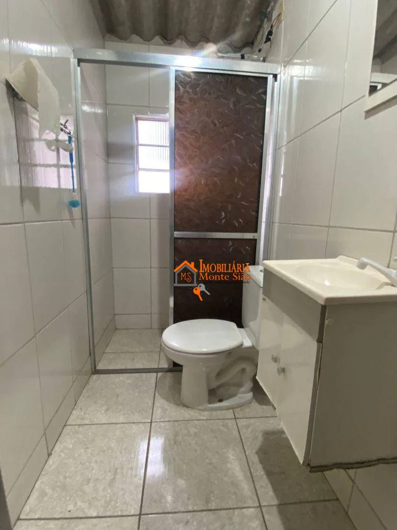 Imagem Oportunidade Única! Casa Térrea com 3 Quartos, Suíte e Quartos Extras em Localização Privilegiada em Guarulhos!