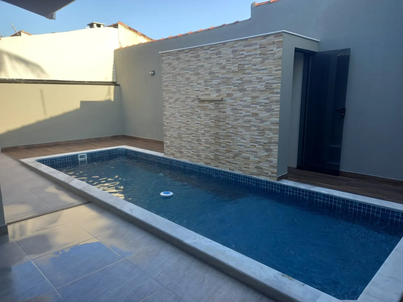 Imagem Casa para Venda em Itanhaém, Bopiranga, 3 dormitórios, 2 suítes, 2 banheiros, 4 vagas