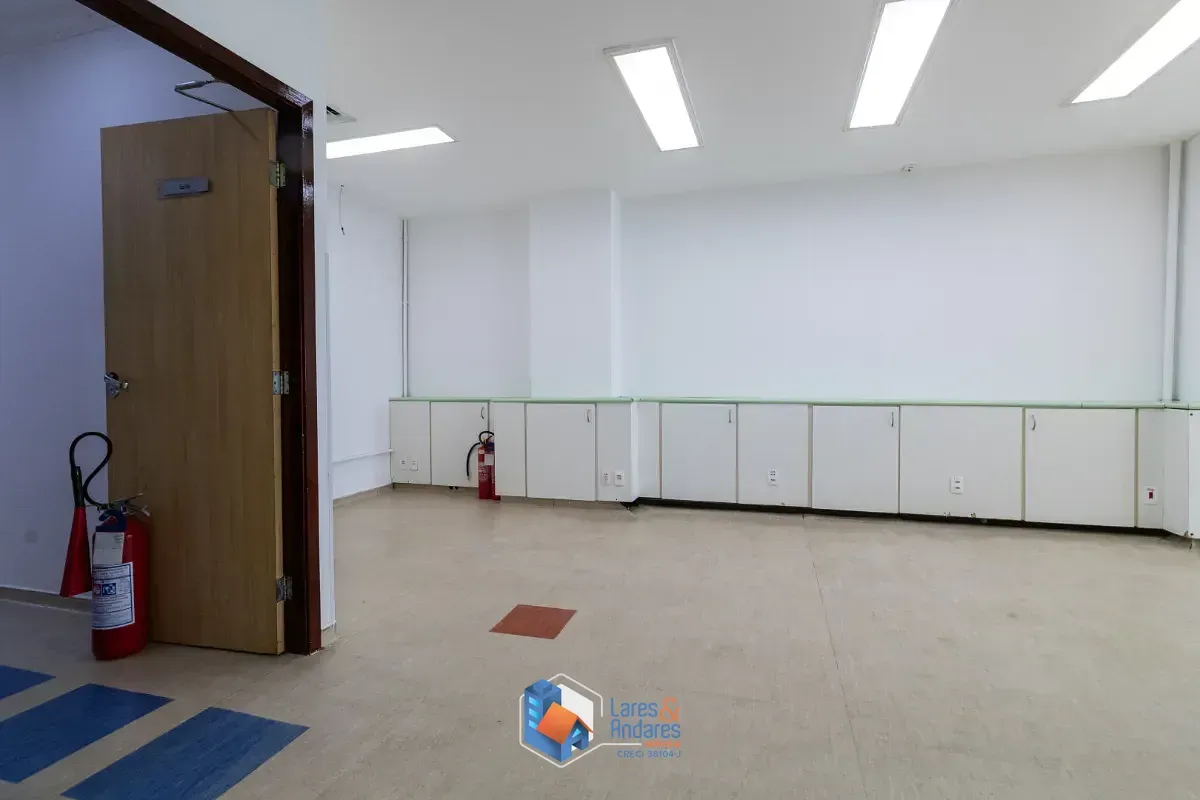 Imagem Conjunto comercial para venda em Moema, 286m²