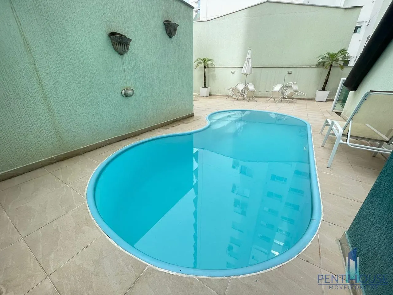 Imagem Apartamento Zona Central para Venda em Balneário Camboriú, CENTRO, 3 dormitórios, 3 suítes, 4 banheiros, 2 vagas