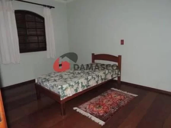 Imagem Sobrado à venda 3 Quartos, 2 Vagas, 246 m², Vila Palmares, Santo André - SP
