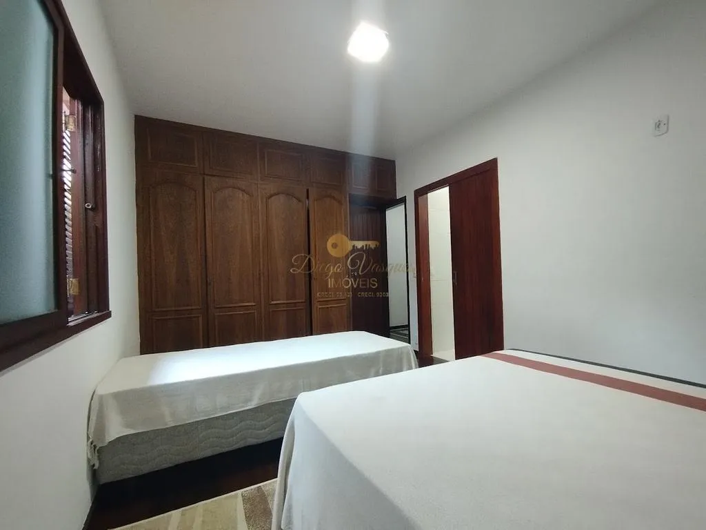 Imagem Casa em Condomínio para Venda em Teresópolis / RJ no bairro Granja Guarani