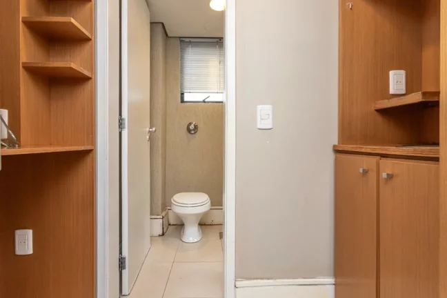 Imagem Sala para venda no bairro Moinhos de Vento em Porto Alegre
