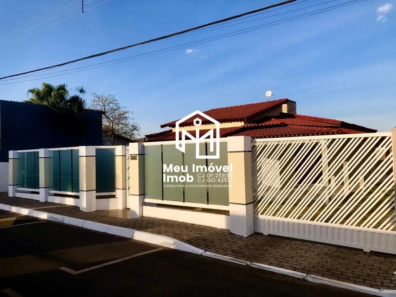 Imagem Casa 3 Quartos 3 Suítes 4 Vagas 400m² Vicente Pires DF