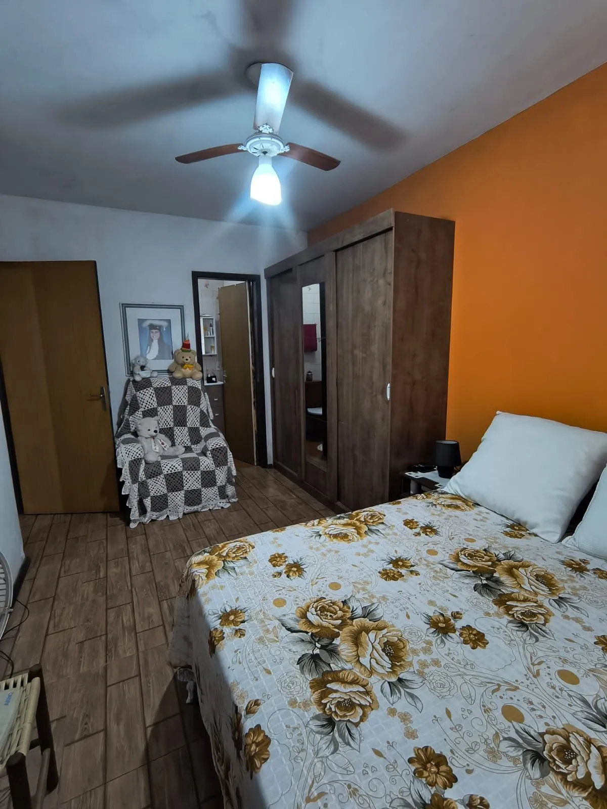 Imagem Sobrado 5 dorm em condominio com infra completa.