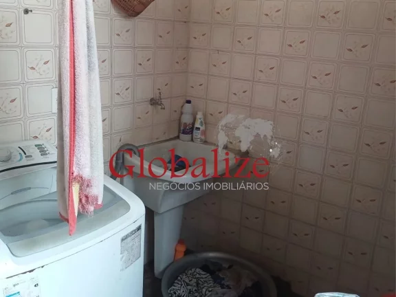 Imagem Terreno com quintal grande no bairro da Ponta da Praia em Santos (SP) por R$.1.150.000,00 !