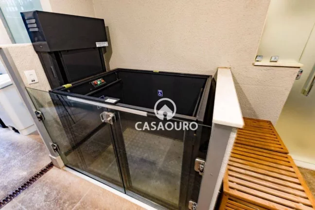 Imagem Casa com 6 quartos à venda, 200 m² por R$ 1.580.000 - Condomínio Village Royale - Nova Lima/MG