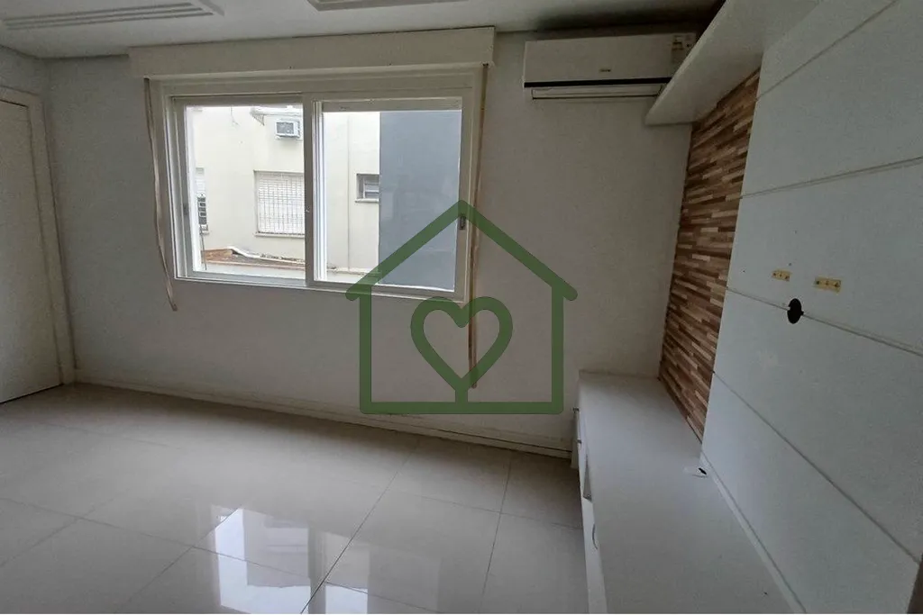 Imagem Bem-vindo ao seu novo lar no coração do bairro Partenon, em Porto Alegre! Este apartamento encanta...