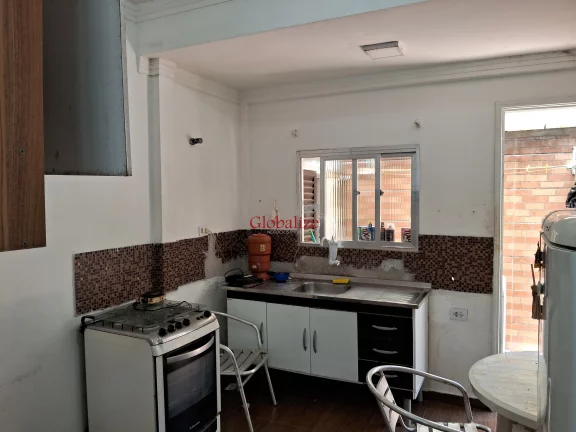 Imagem Apartamento térreo de fundos de 1 dormitório para reforma em Santos no Embaré à venda por R$ 325.000,00
