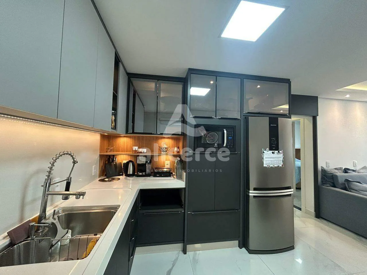Imagem Casa à venda com 2 quartos , 87m² em Forquilhas São José