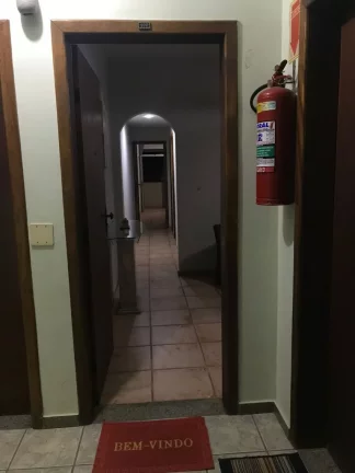 Imagem Excelente apartamento em ótima localização da Praia do Morro 2 quartos sendo uma suíte com varanda
