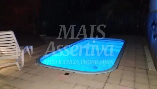 Imagem Chalé para venda em Campo Bom - 3 dormitórios