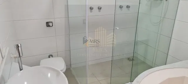 Imagem Casa Térrea em Cond Residencial dos Lagos 5 dorm 3 suítes