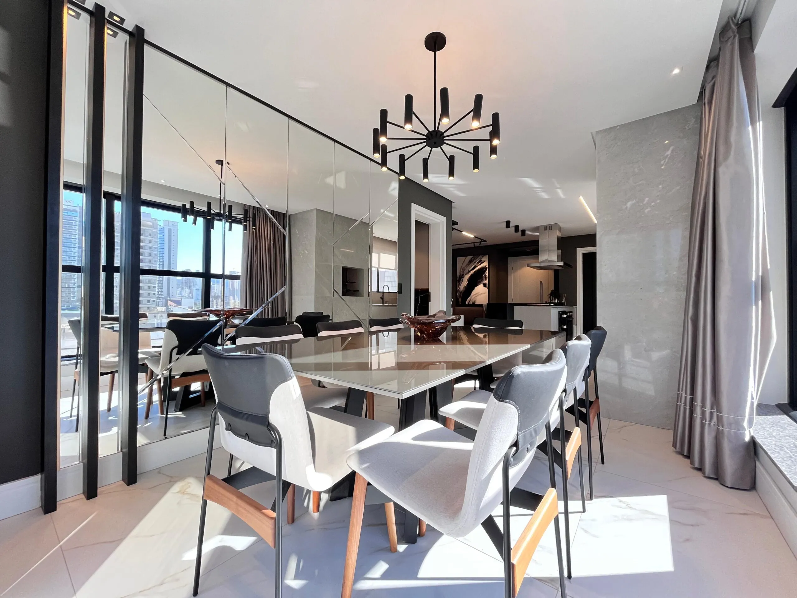 Imagem Apartamento à venda com 101m2 por R$ 2.500.000,00