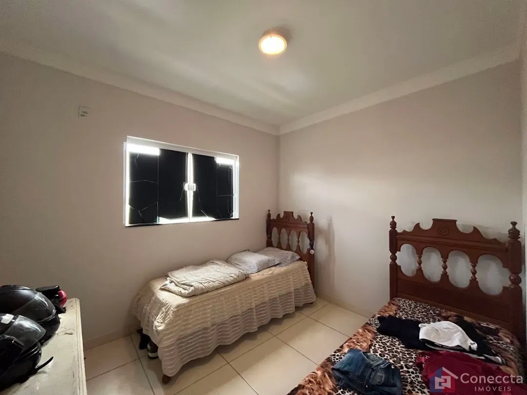 Imagem Apartamento com 2 dormitórios à venda, 69 m² por R$ 250.000,00 - Laranjeiras - Patos de Minas/MG