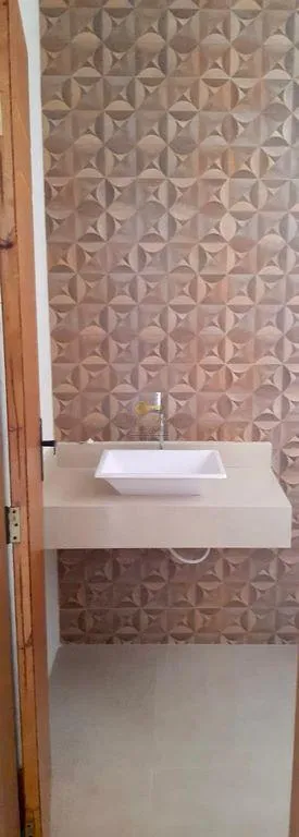 Imagem Casa para Venda em Guapimirim / RJ no bairro Cotia