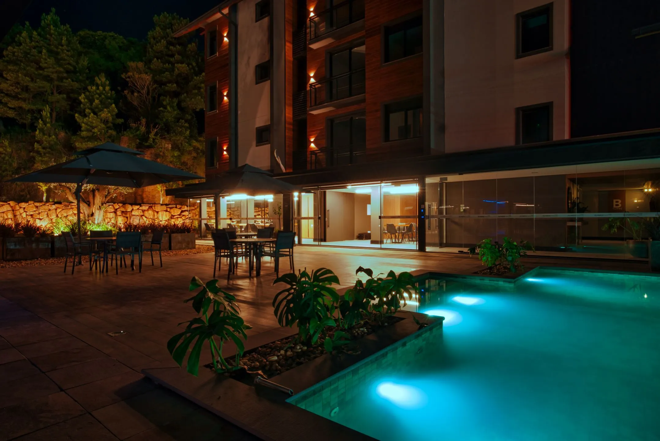 Imagem Apartamento à venda em Gramado, Varzea Grande, com 2 quartos, 61.68m2