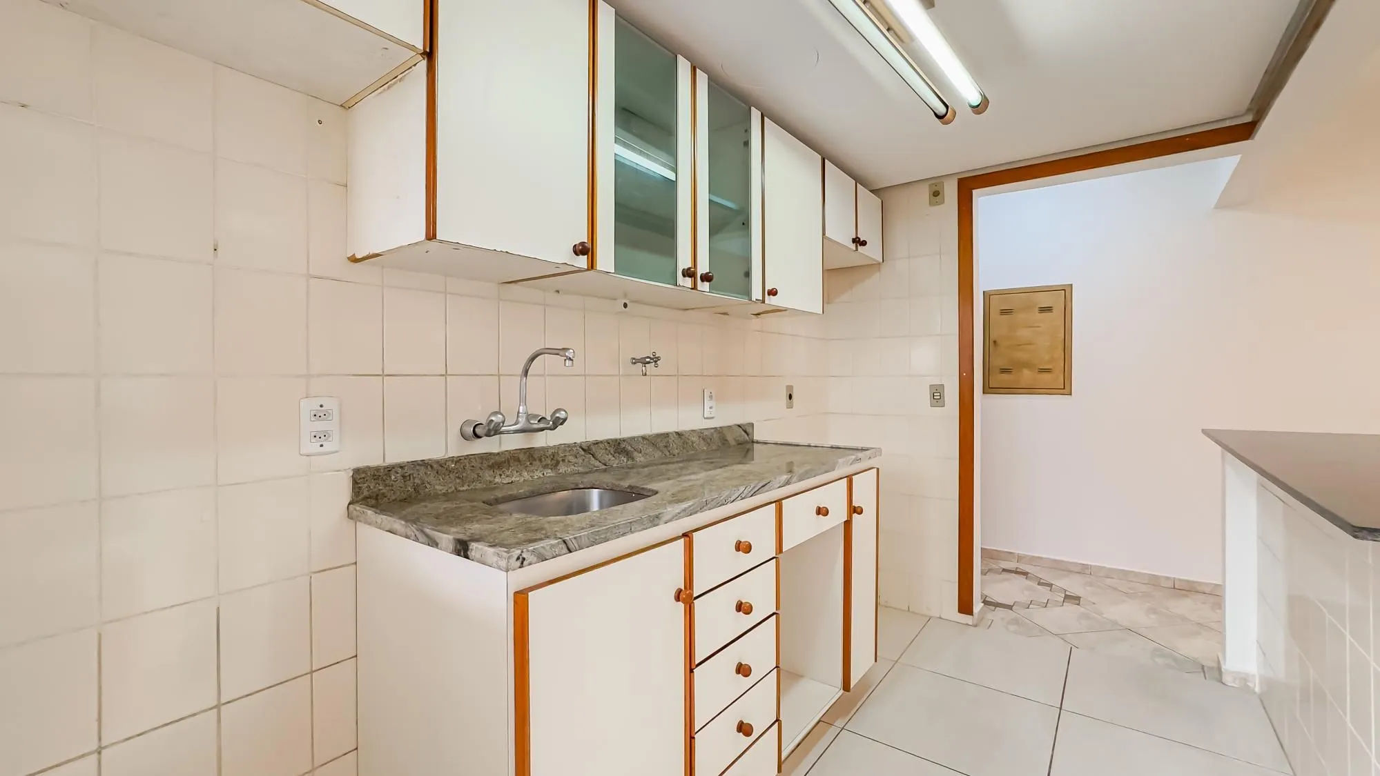 Imagem Apartamento com 3 Quartos (1 suíte) à venda, 76m² - Boa Vista