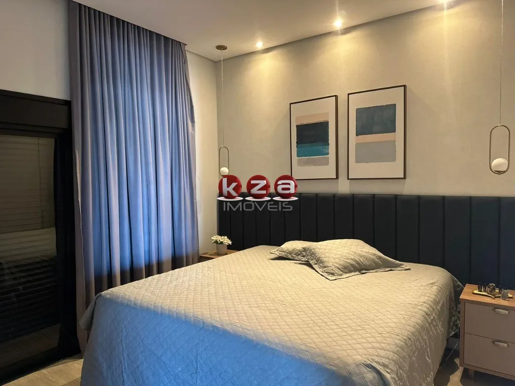 Imagem Espetacular Casa em Condomínio à Venda em Valinhos-SP 3 Quartos, 3 Suítes, 3 Salas Condomínio Le Village 287m²