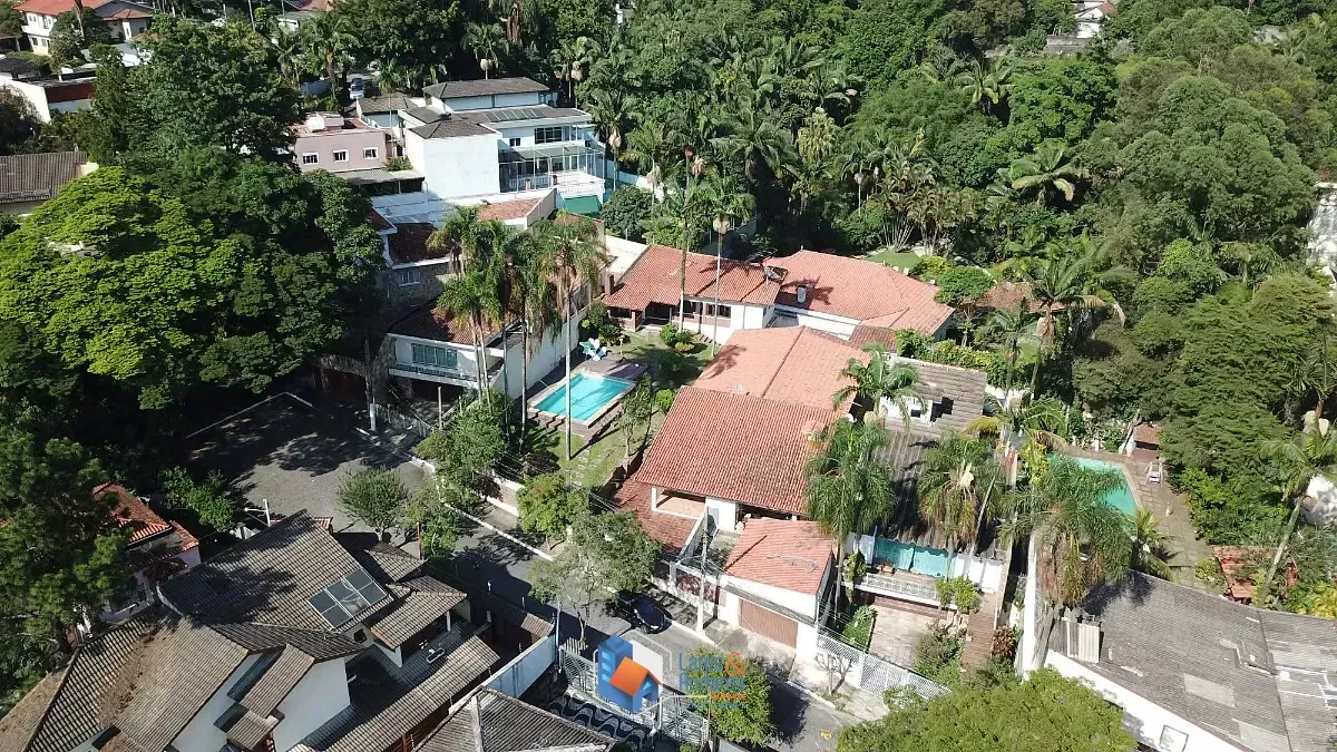 Imagem Casa para venda em Vila Albertina com 3 quartos, sendo 1 suíte, 534m²
