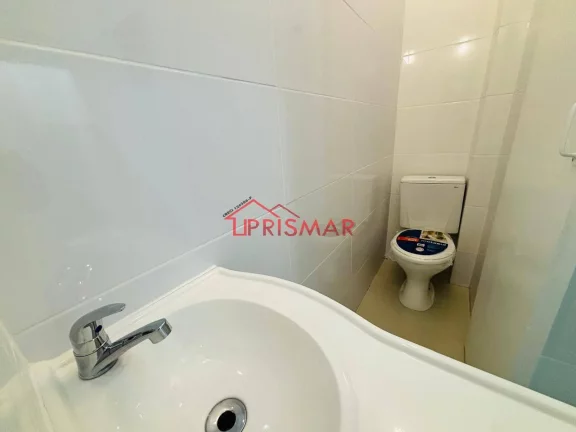 Imagem 1 dormitorio a venda no José Menino, frente ao mar.